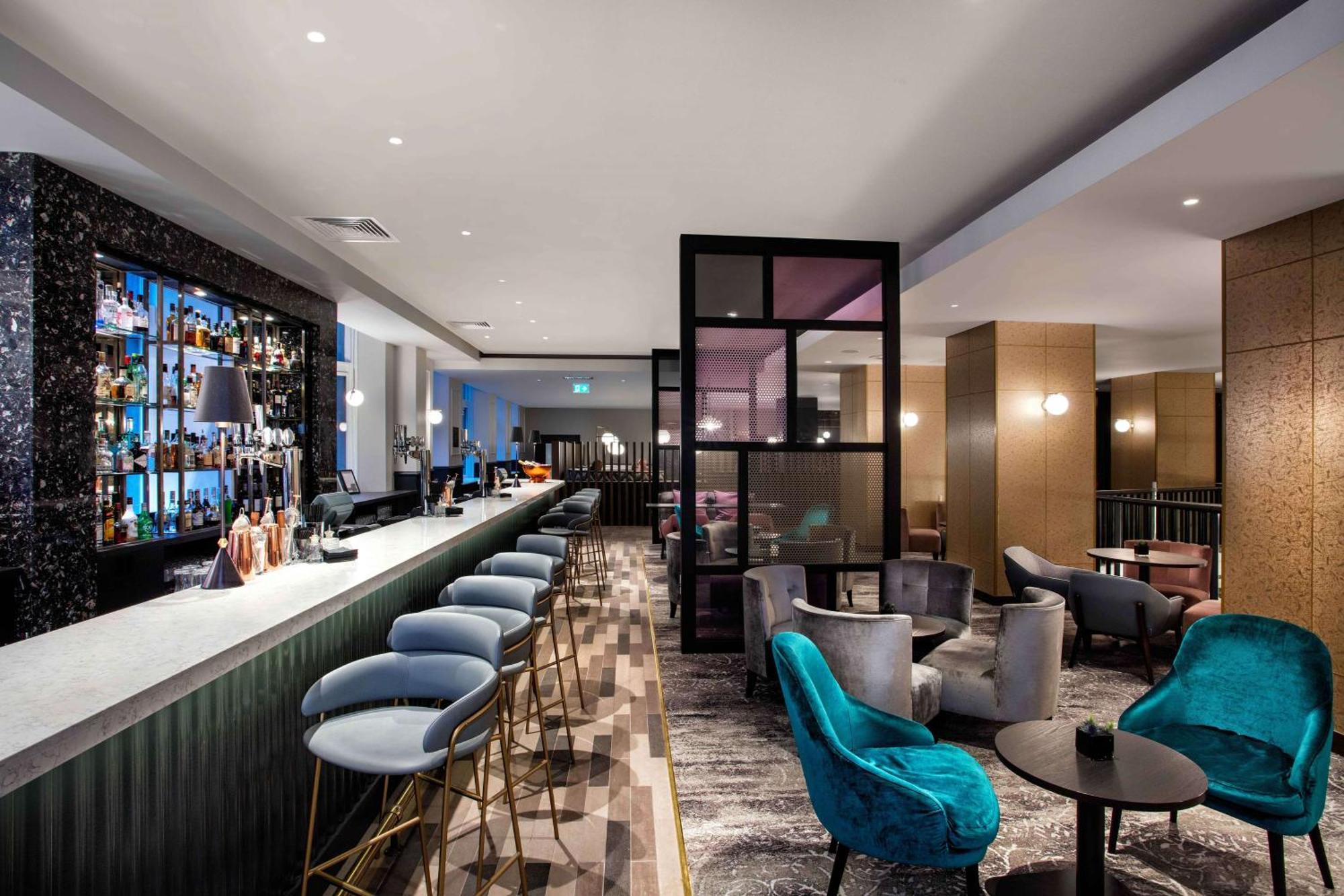 Hilton Carlton 4*